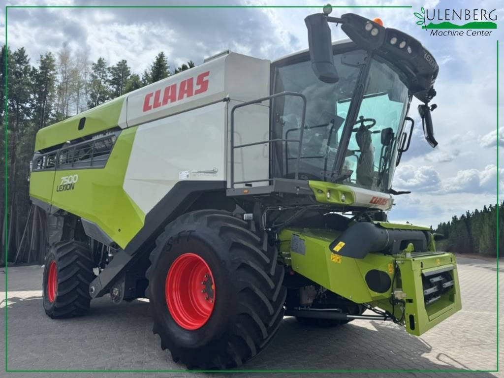 Claas LEXION 7500 +VARIO 930 + WÓZEK - Combine harvester: picture 4 Claas LEXION 7500 +VARIO 930 + WÓZEK - Combine harvester: picture 4