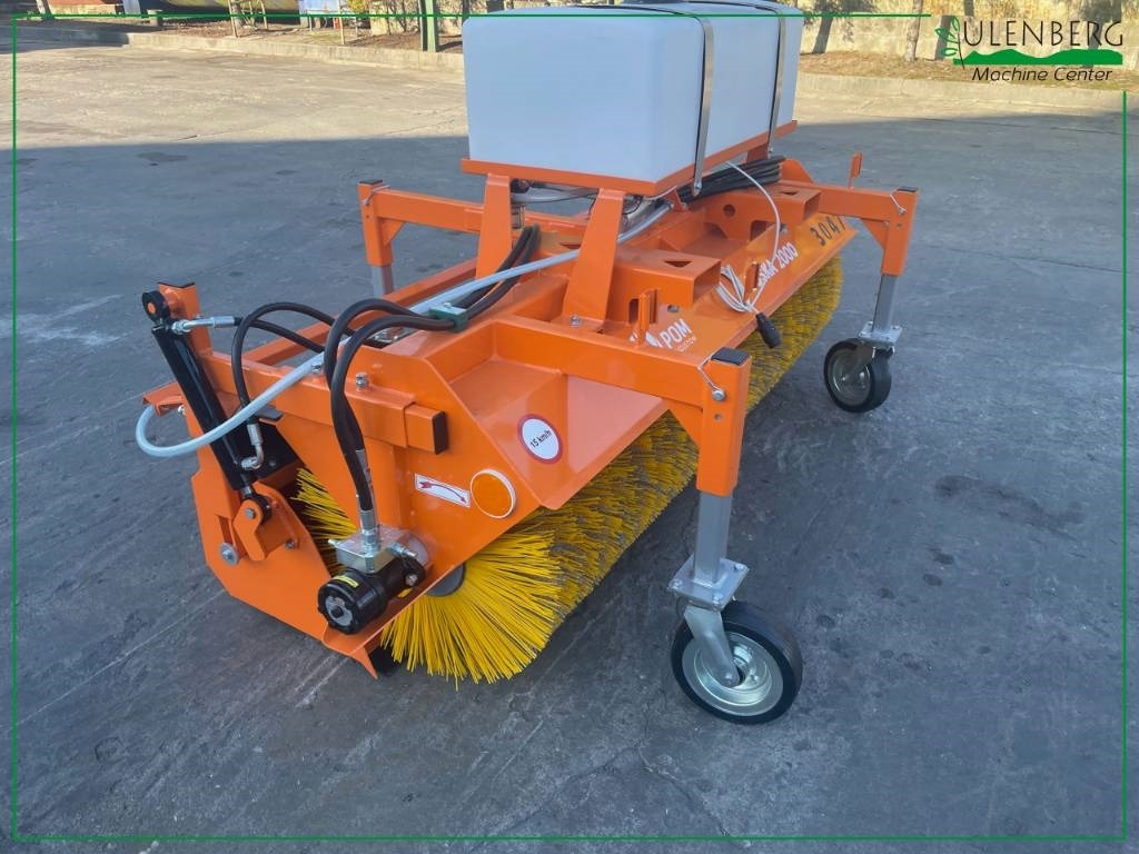 Pom AUGUSTÓW T801/1 - Broom for Municipal tractor: picture 3 Pom AUGUSTÓW T801/1 - Broom for Municipal tractor: picture 3