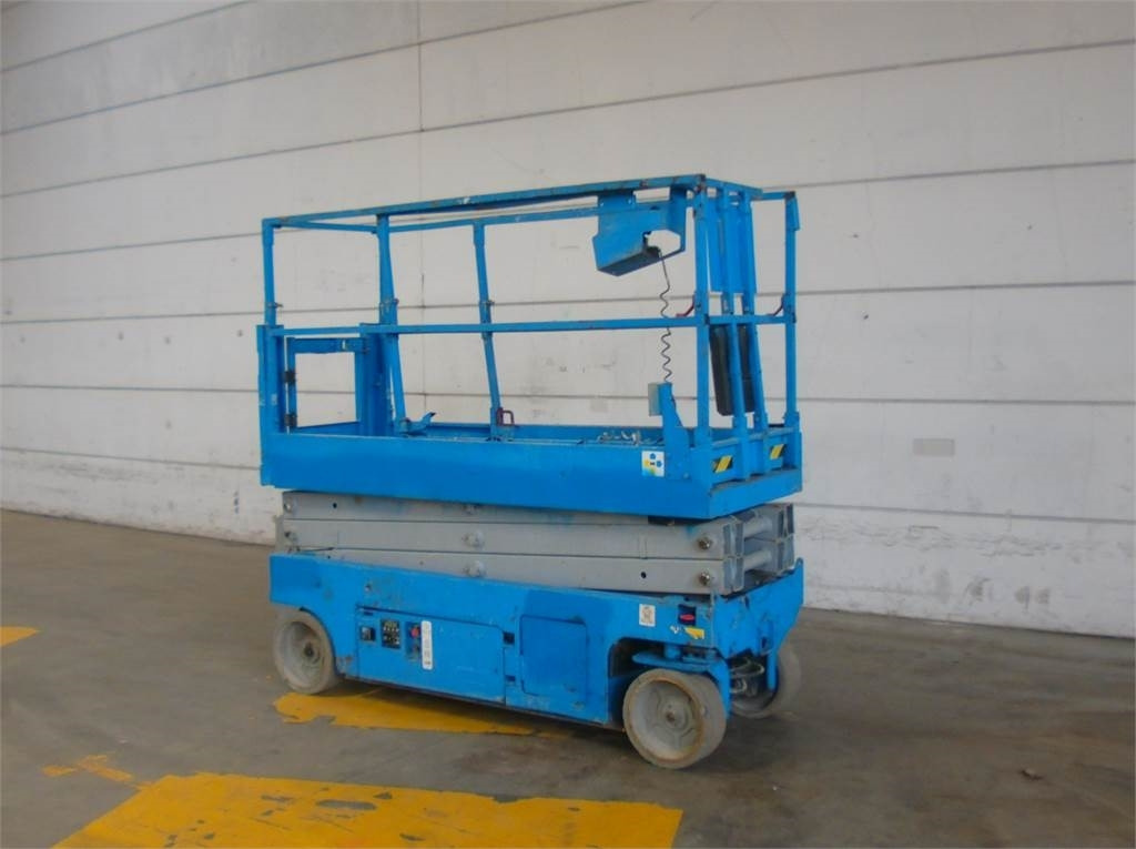 Genie GS2032 - Scissor lift: picture 3 Genie GS2032 - Scissor lift: picture 3