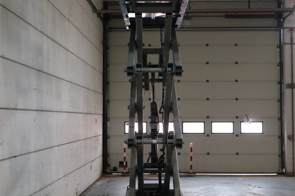 Scissor lift Genie GS2032: picture 8