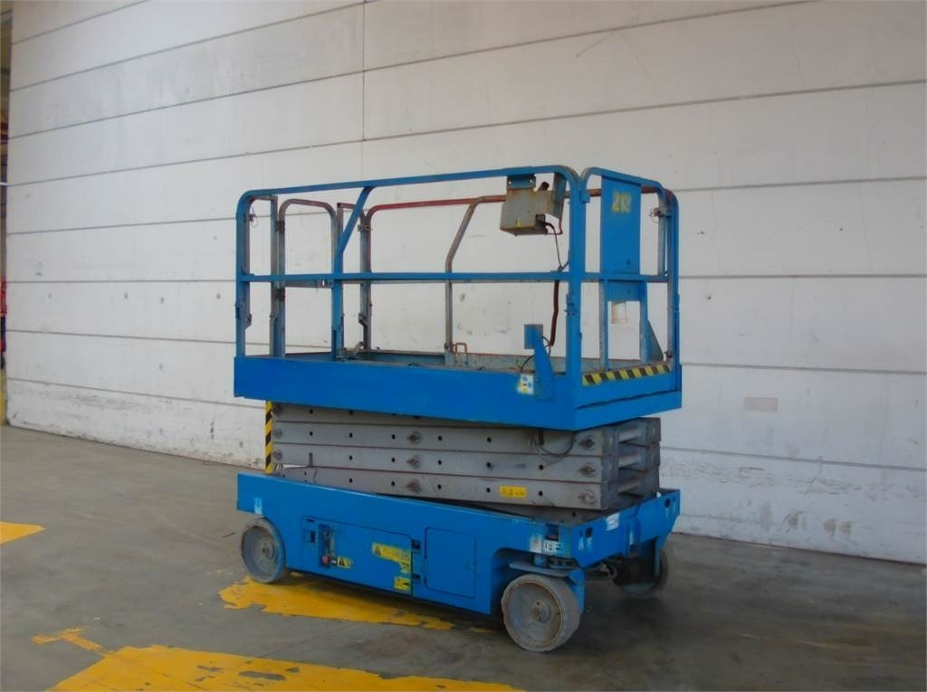 Genie GS2646 - Scissor lift: picture 2 Genie GS2646 - Scissor lift: picture 2