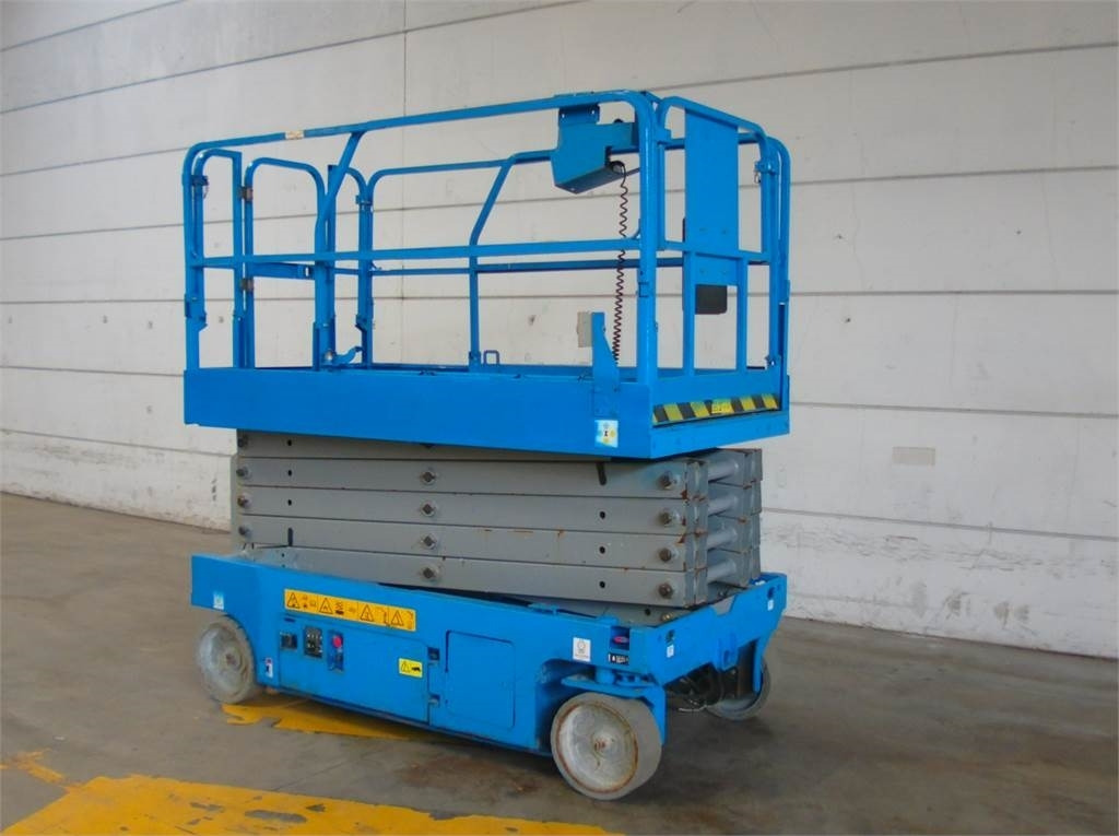 Genie GS3246 - Scissor lift: picture 2 Genie GS3246 - Scissor lift: picture 2