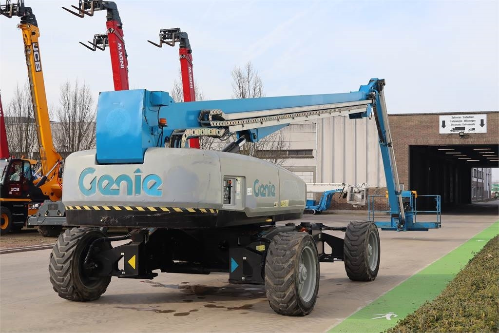 Genie SX135XC  - Telescopic boom: picture 4 Genie SX135XC  - Telescopic boom: picture 4