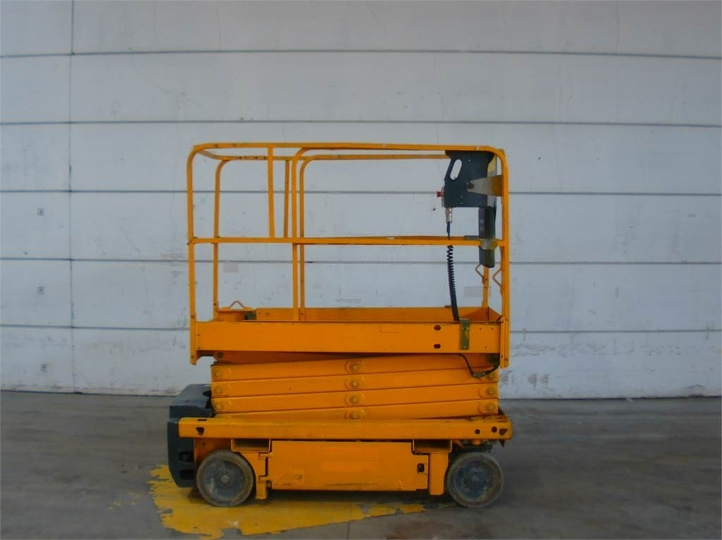 Haulotte Optimum 8AC - Scissor lift: picture 1 Haulotte Optimum 8AC - Scissor lift: picture 1