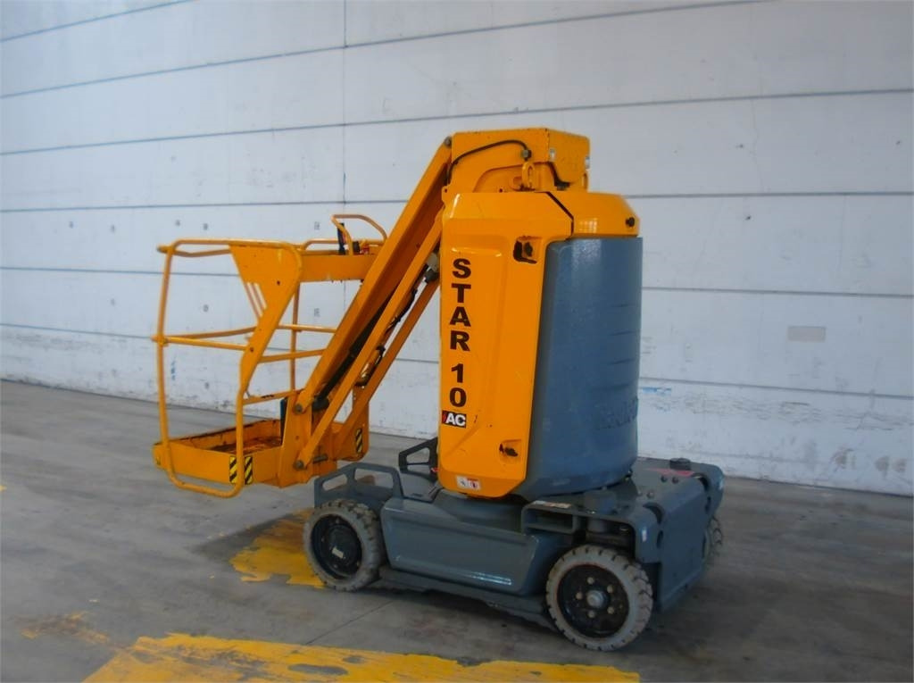Haulotte STAR 10 - Vertical mast lift: picture 3 Haulotte STAR 10 - Vertical mast lift: picture 3