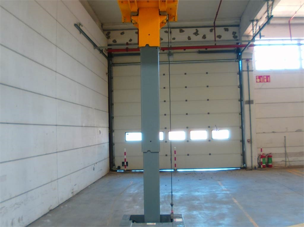 Vertical mast lift Haulotte STAR8S: picture 7
