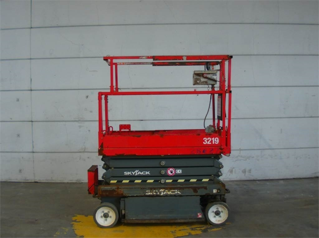 SkyJack SJ3219 - Scissor lift: picture 1 SkyJack SJ3219 - Scissor lift: picture 1