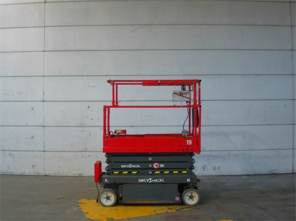 SkyJack SJ3219 - Scissor lift: picture 1 SkyJack SJ3219 - Scissor lift: picture 1