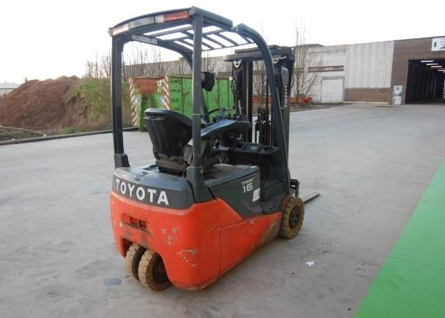 Toyota 8FBEK16T - Electric forklift: picture 3 Toyota 8FBEK16T - Electric forklift: picture 3