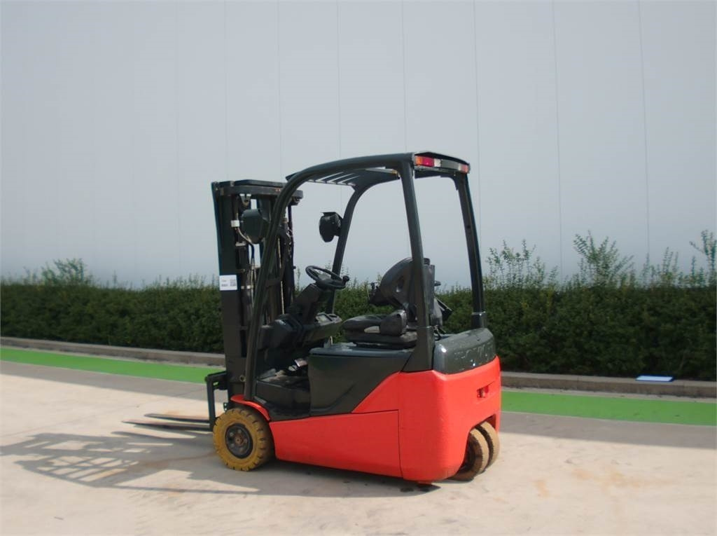 Toyota 8FBEK16T - Electric forklift: picture 3 Toyota 8FBEK16T - Electric forklift: picture 3