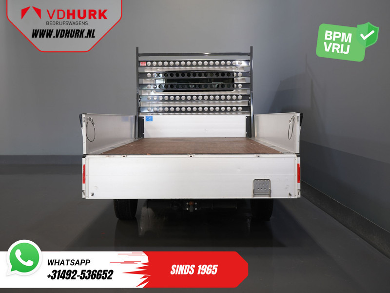 MAN TGE 3.180 DSG Aut. DC Dubbel Cabine BPM VRIJ! Open Laadbak 350x203/ 7 Pers./ Carplay/ Trekhaak/ Cruise/ 2.8t Trekverm./ Airco/ Pick - Flatbed van, Combi van: picture 5 MAN TGE 3.180 DSG Aut. DC Dubbel Cabine BPM VRIJ! Open Laadbak 350x203/ 7 Pers./ Carplay/ Trekhaak/ Cruise/ 2.8t Trekverm./ Airco/ Pick - Flatbed van, Combi van: picture 5