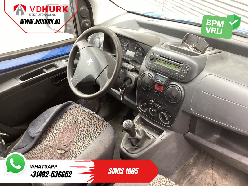 Peugeot Bipper 1.4 HDi EXPORT ONLY NL Auto/ APK 01-2026 Carkit/ Betimmerd/ Radio/ Trekhaak - Small van: picture 3 Peugeot Bipper 1.4 HDi EXPORT ONLY NL Auto/ APK 01-2026 Carkit/ Betimmerd/ Radio/ Trekhaak - Small van: picture 3
