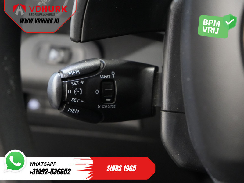 Panel van Toyota PROACE CITY 1.2 Turbo 130 pk Aut. BENZINE 3Pers./ Stoelverw./ Climate/ Keyless/ Carplay/ Cruise/ PDC/ Trekhaak: picture 19