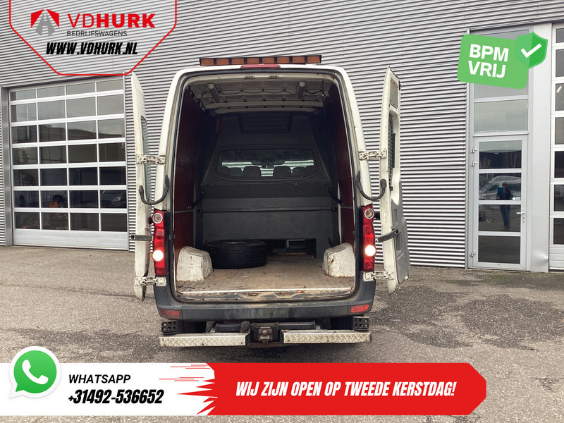 Volkswagen Crafter 50 2.5 TDI Aut. L2H2 DC Dubbel Cabine EXPORT 5 cil/ 3.5t Trekverm./ Airco/ 6 Pers./ 270Gr.Deuren/ Trekhaak - Panel van, Combi van: picture 5 Volkswagen Crafter 50 2.5 TDI Aut. L2H2 DC Dubbel Cabine EXPORT 5 cil/ 3.5t Trekverm./ Airco/ 6 Pers./ 270Gr.Deuren/ Trekhaak - Panel van, Combi van: picture 5