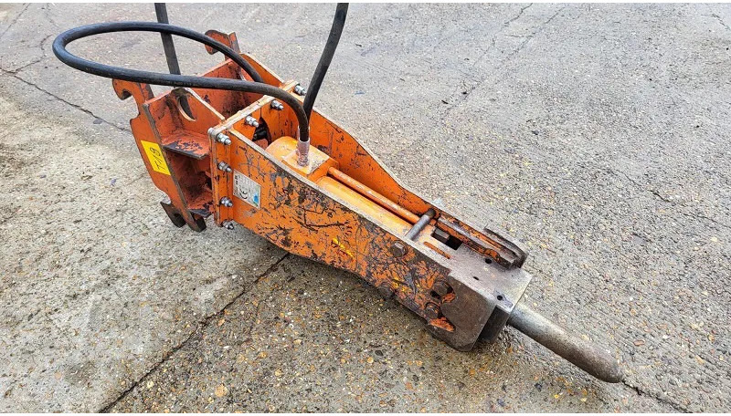 Diversen Star Hammer sh200 - Attachment for Construction machinery: picture 1 Diversen Star Hammer sh200 - Attachment for Construction machinery: picture 1