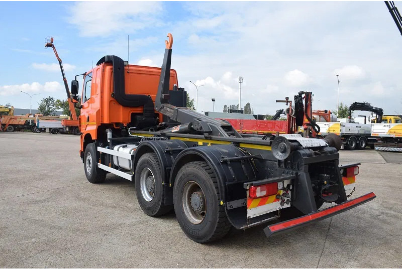 Hook lift truck DAF CF 460: picture 7
