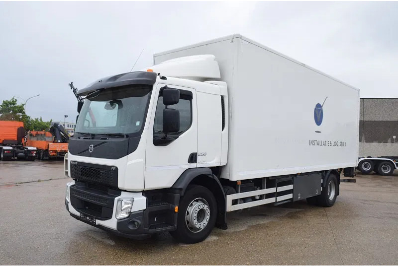 Volvo FE 250 - Box truck: picture 1 Volvo FE 250 - Box truck: picture 1