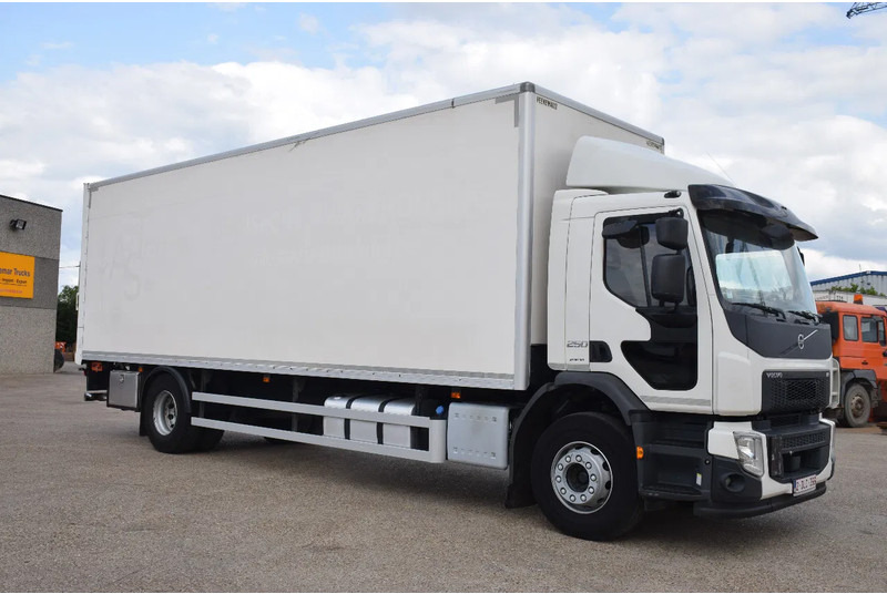 Volvo FE 250 - Box truck: picture 5 Volvo FE 250 - Box truck: picture 5