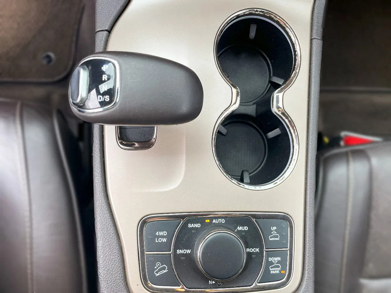 SUV Jeep Grand Cherokee Jeep Grand Cherokee *Export*AHK 2,9t*zetelverw. voor-achter*elektr. zetels*adaptive cruise control: picture 8