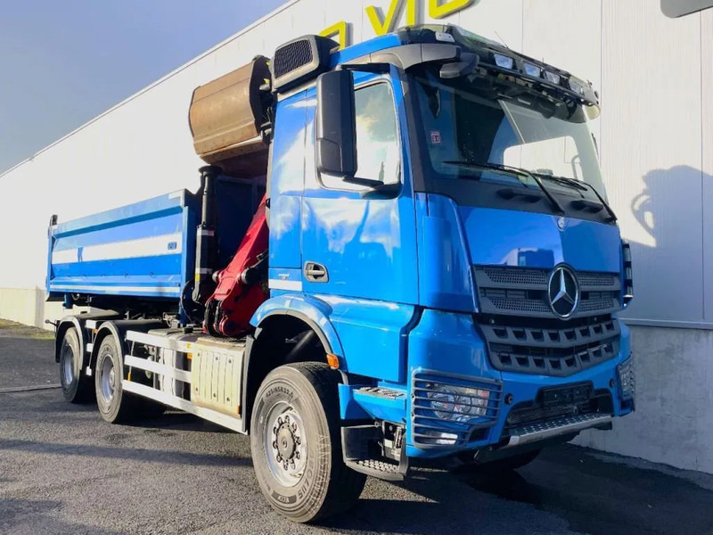 Mercedes-Benz Arocs 3342 *6x6*meegestuurd as*2zijdige kipper*Airco*Bluetooth leasing Mercedes-Benz Arocs 3342 *6x6*meegestuurd as*2zijdige kipper*Airco*Bluetooth: picture 16