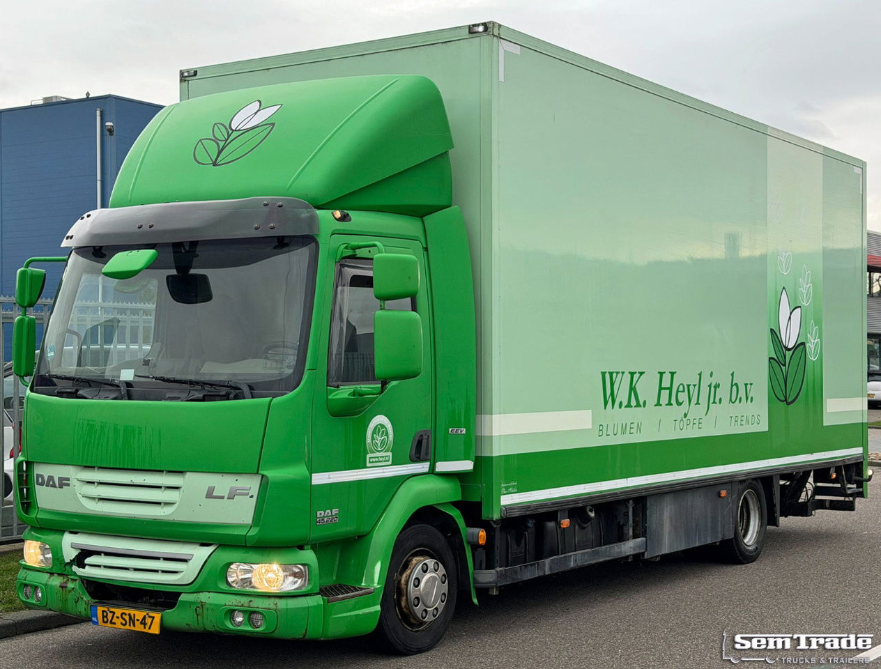 DAF LF 45 220 Euro 5 Theo Mulder Isolated BOX + Heater 585.000 KM NL-Truck Engine IN BAD Condition - Box truck: picture 1 DAF LF 45 220 Euro 5 Theo Mulder Isolated BOX + Heater 585.000 KM NL-Truck Engine IN BAD Condition - Box truck: picture 1