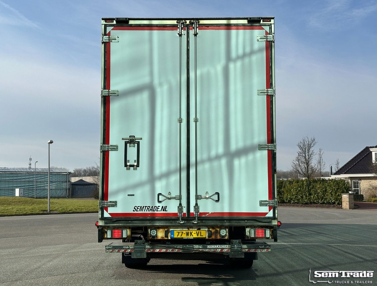 DAF XF 480 FAR SSC 6X2 50 CC Combi 2x Lift Carrier TRS Iceland TOP Condition NL - Refrigerator truck: picture 4 DAF XF 480 FAR SSC 6X2 50 CC Combi 2x Lift Carrier TRS Iceland TOP Condition NL - Refrigerator truck: picture 4