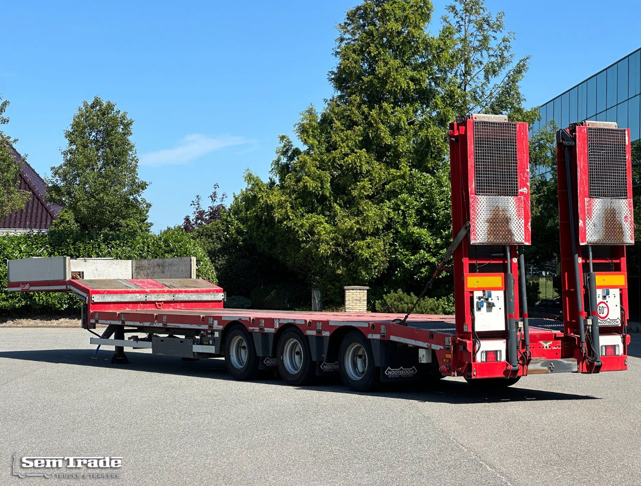 Nooteboom OSD-48-003 Semi 3 Axles Hydraulic Ramps Hinge TOP Condition - Low loader semi-trailer: picture 3 Nooteboom OSD-48-003 Semi 3 Axles Hydraulic Ramps Hinge TOP Condition - Low loader semi-trailer: picture 3