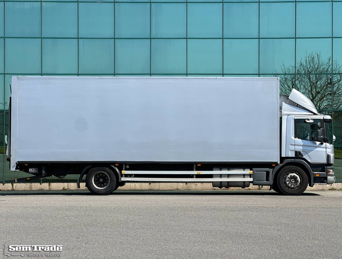 Scania P114-340 Burgers Isolated BOX Tail Lift 850 x 250 x 270 CM Inside Holland - Box truck: picture 5 Scania P114-340 Burgers Isolated BOX Tail Lift 850 x 250 x 270 CM Inside Holland - Box truck: picture 5