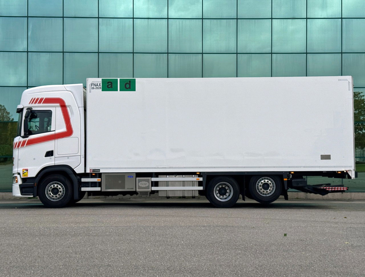 Scania S500 6X2 Retarder 815 x 250 x 275 CM Inside TOP Condition Holland Truck - Refrigerator truck: picture 2 Scania S500 6X2 Retarder 815 x 250 x 275 CM Inside TOP Condition Holland Truck - Refrigerator truck: picture 2