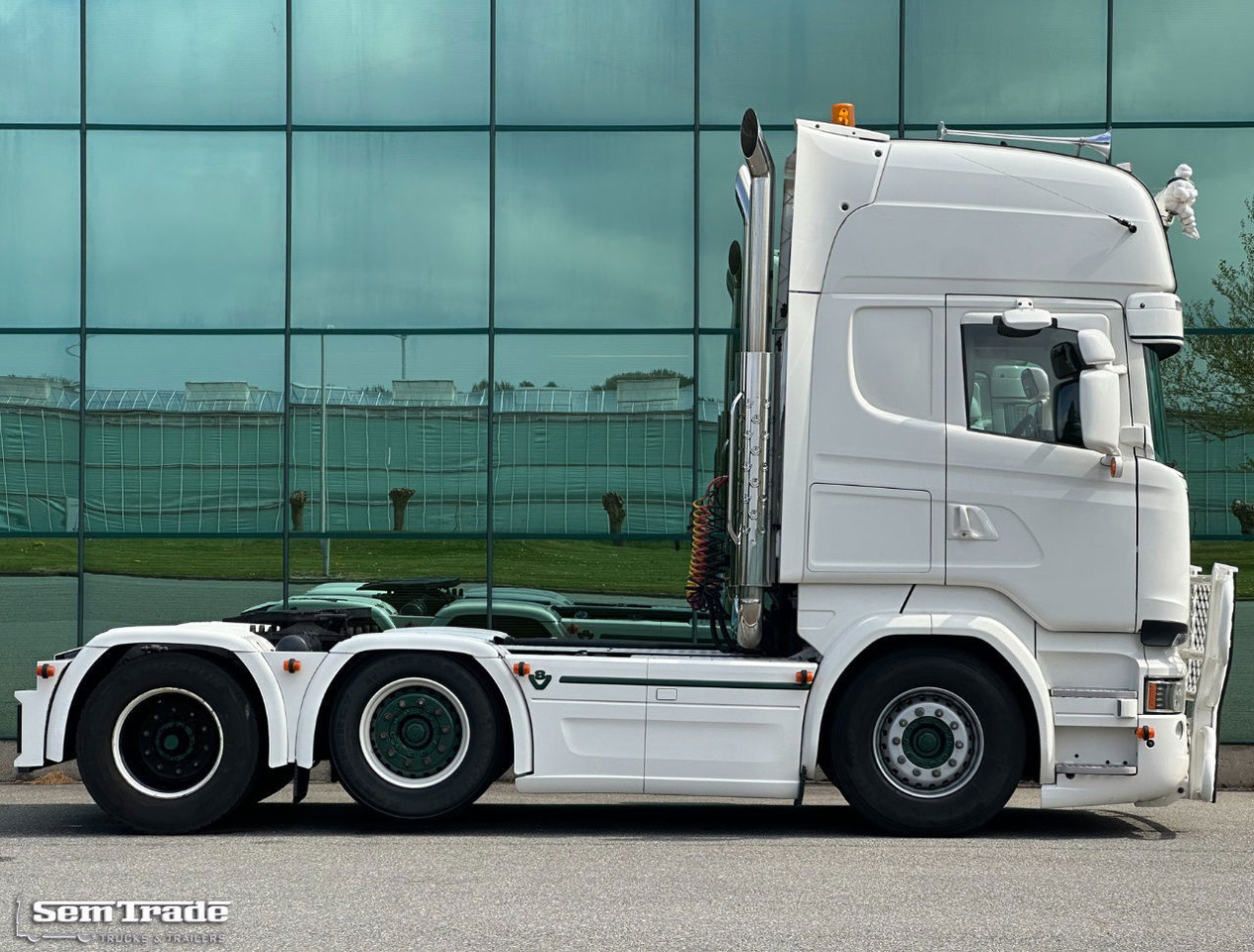 Scania R520 V8 Manual Gearbox Special Interior NEW Smart Tacho 2 Holland-Truck - Tractor unit: picture 5 Scania R520 V8 Manual Gearbox Special Interior NEW Smart Tacho 2 Holland-Truck - Tractor unit: picture 5