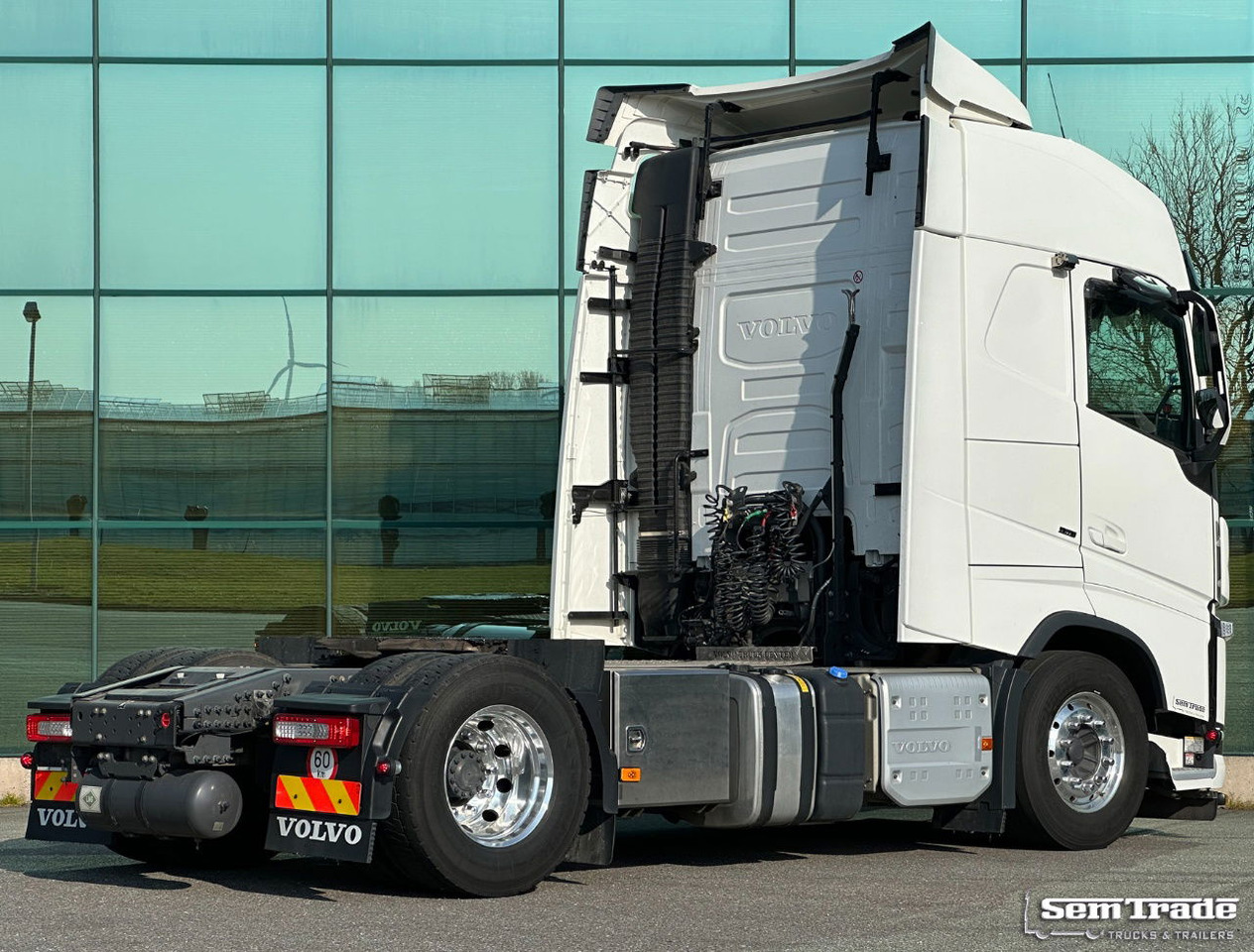 Volvo FH 13.460 Full AIR I-Park Cool Super Condition Belgium-Truck - Tractor unit: picture 4 Volvo FH 13.460 Full AIR I-Park Cool Super Condition Belgium-Truck - Tractor unit: picture 4