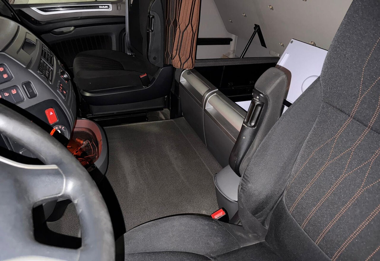 Tractor unit DAF DAF XF 480 SSC: picture 9