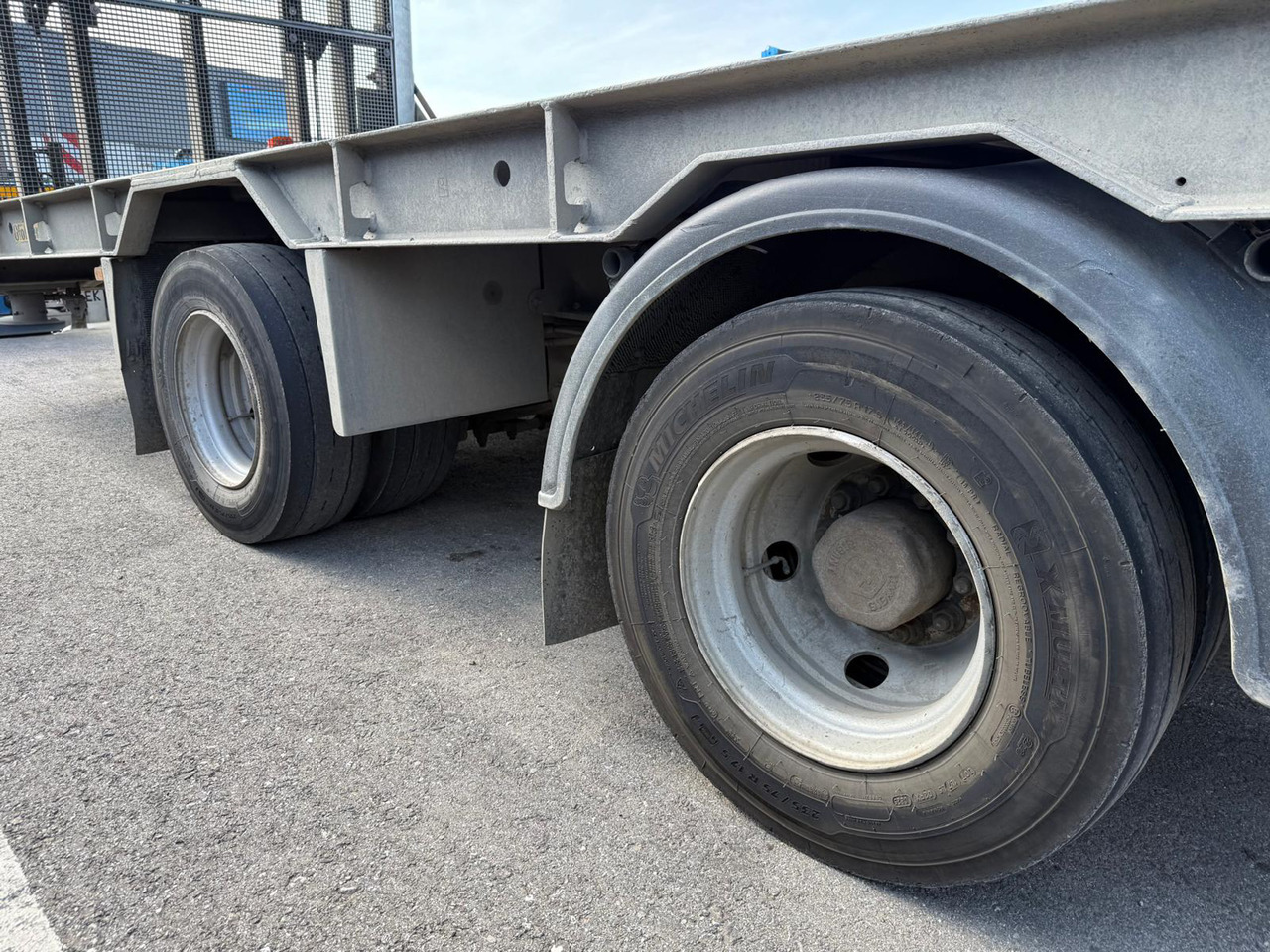 Low loader semi-trailer Gföllner SPL 2/20 TLÜ: picture 8