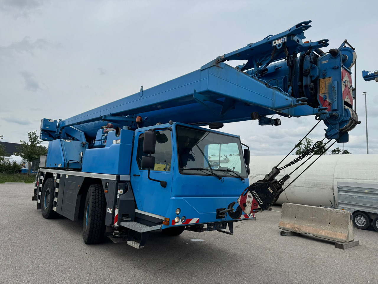 LIEBHERR LTM 1040-2.1 - Mobile crane: picture 2 LIEBHERR LTM 1040-2.1 - Mobile crane: picture 2