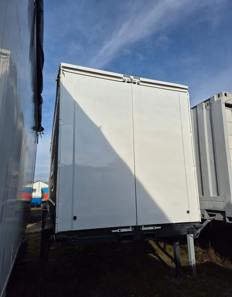 Curtainside swap body Krone: picture 1