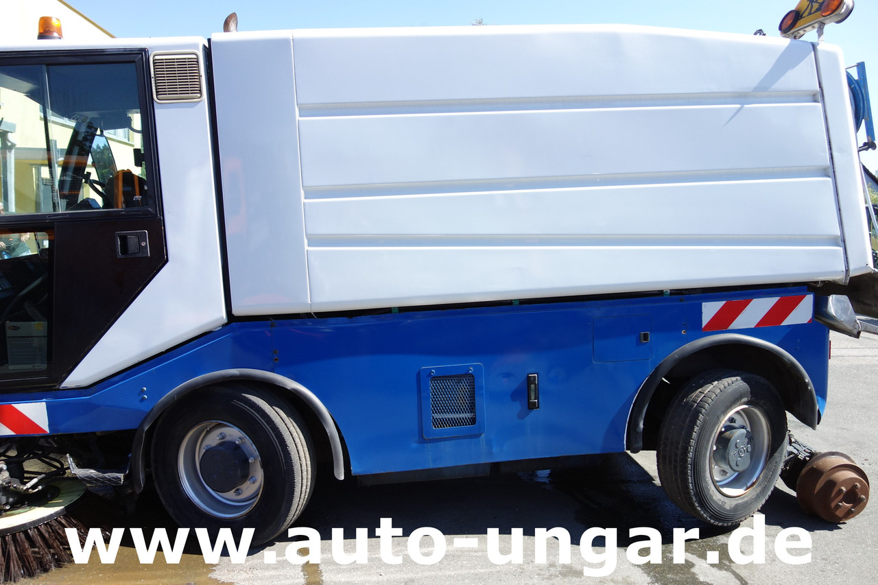 Road sweeper BUCHER CityCat CC5000 Schienenreiniger Kehrmaschine RailRoad Zweiweg: picture 10