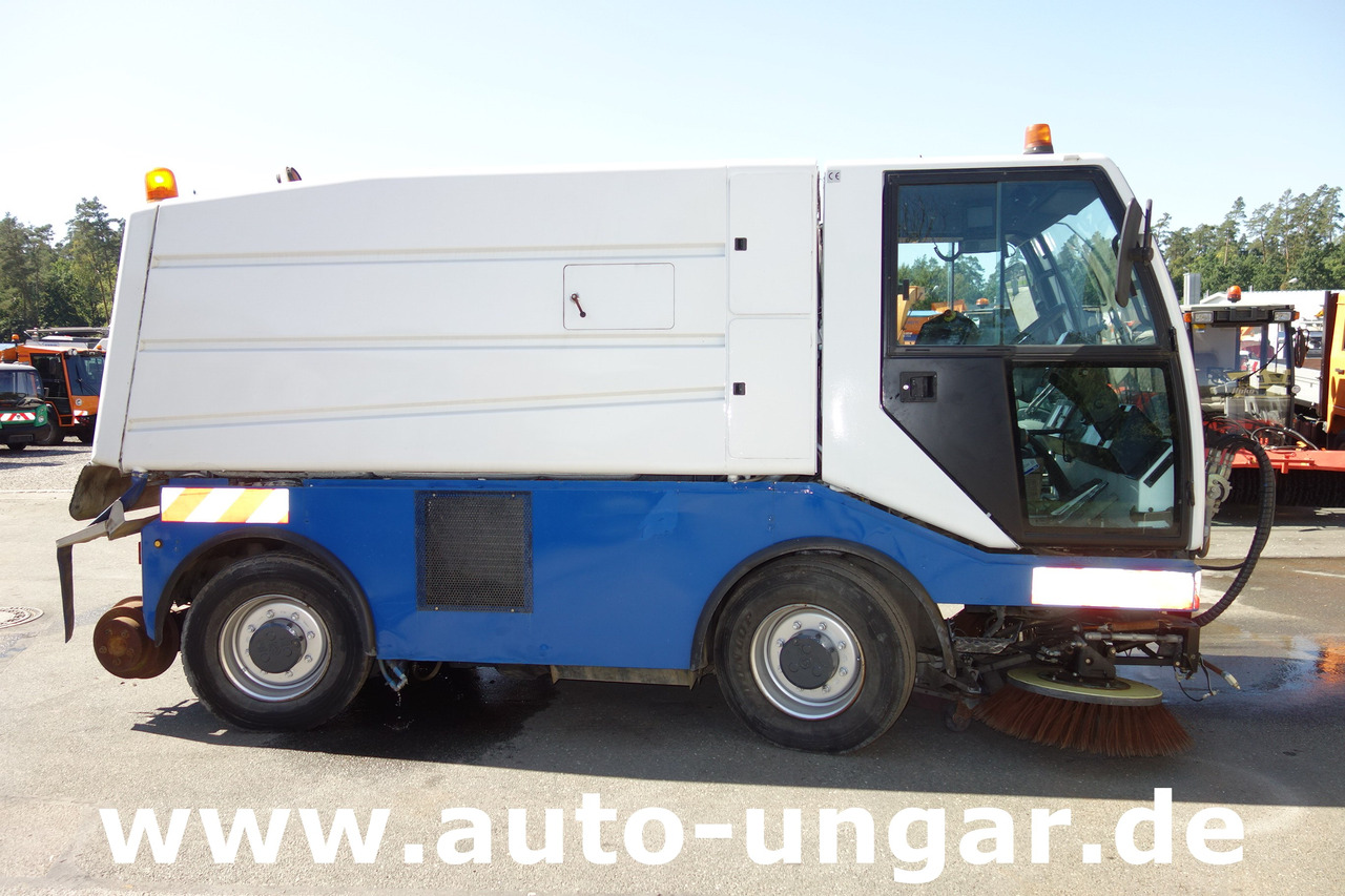 Road sweeper BUCHER CityCat CC5000 Schienenreiniger Kehrmaschine RailRoad Zweiweg: picture 12