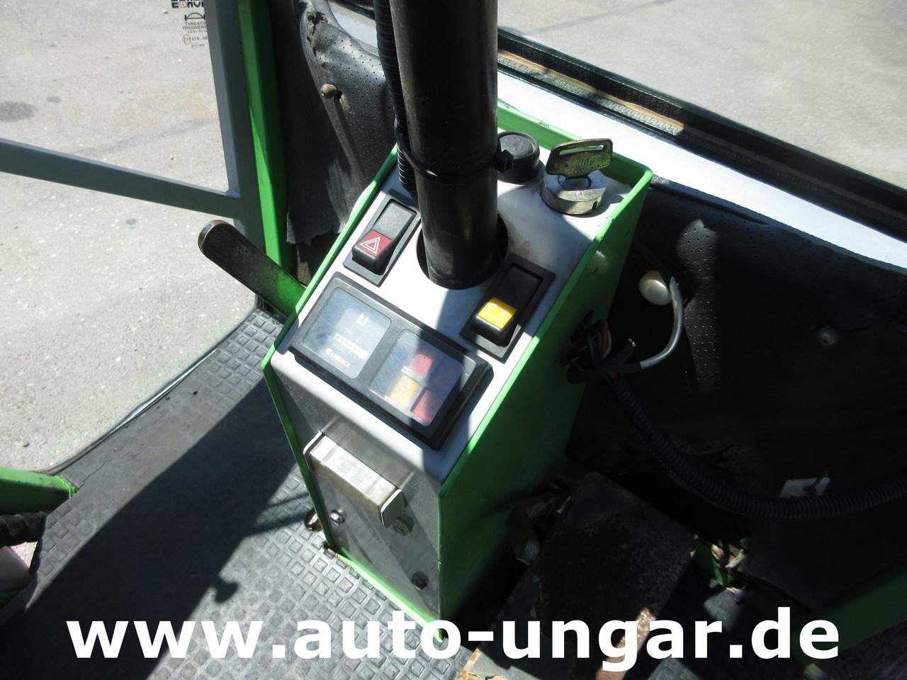 Municipal tractor Egholm Nilfisk 2100 Powerflex 4x4 Kipper AHK Hydraulik Bürste Winterdienst: picture 19
