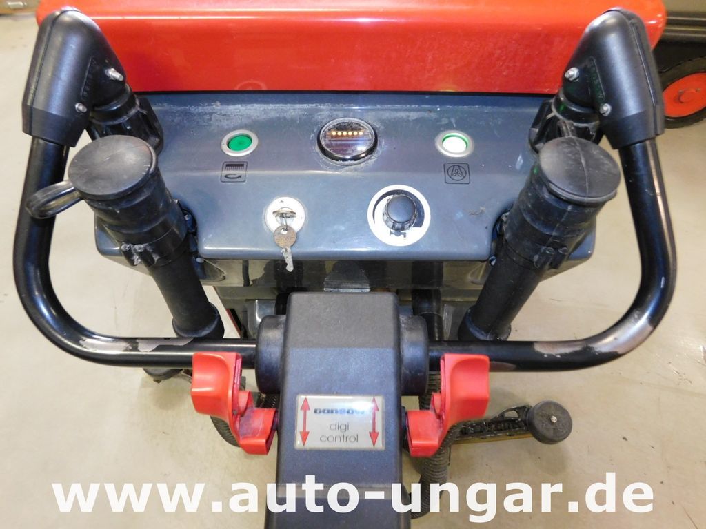 Gansow 88 mit eigenem Antrieb 24V inkl. Ladegerät - Scrubber dryer: picture 4 Gansow 88 mit eigenem Antrieb 24V inkl. Ladegerät - Scrubber dryer: picture 4