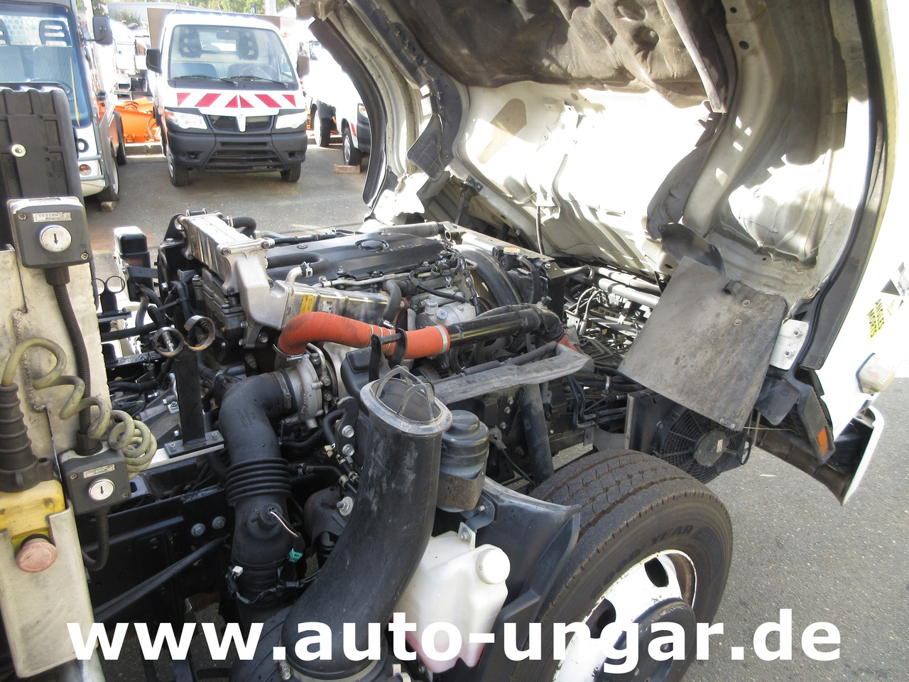 Garbage truck Isuzu NPR 75 Müllwagen Provence Benne - Faun Lifter Presse Kipper Trittbrett Bj 12: picture 16