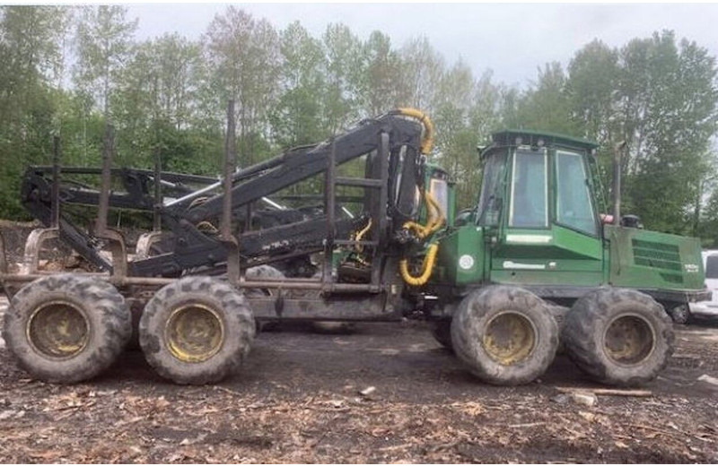 John Deere 1110D EcoIII 8W - Forwarder: picture 1 John Deere 1110D EcoIII 8W - Forwarder: picture 1