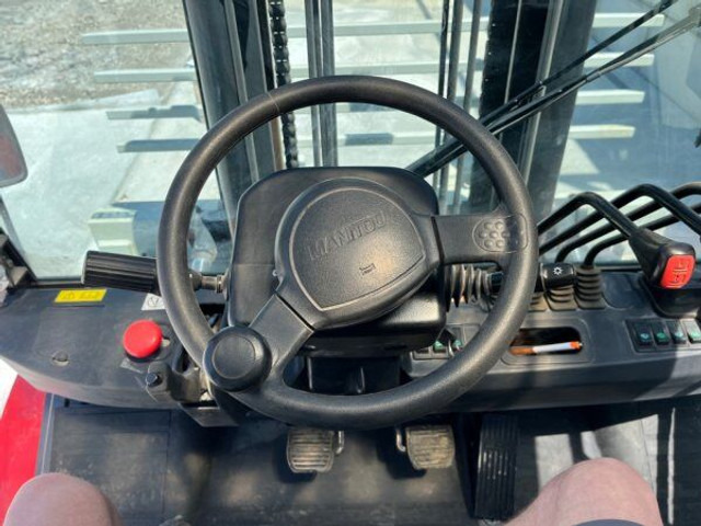 Diesel forklift Manitou MI 60D: picture 7