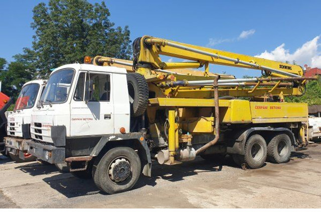 Schwing 2x! 25m BPL 601 +6x6 Tatra 815 (DOCS/KFZ MACHINE +1 no docs/kein - Concrete pump truck: picture 3 Schwing 2x! 25m BPL 601 +6x6 Tatra 815 (DOCS/KFZ MACHINE +1 no docs/kein - Concrete pump truck: picture 3