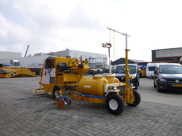 CLEANOSOL RL RL-Cold paint road marker - Asphalt machine: picture 3 CLEANOSOL RL RL-Cold paint road marker - Asphalt machine: picture 3
