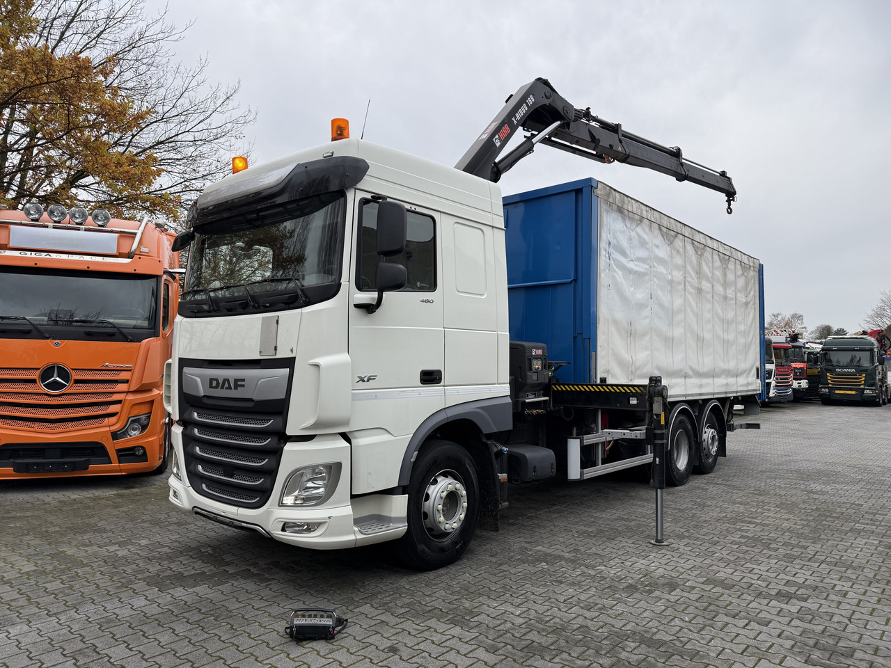 Dropside/ Flatbed truck, Crane truck Daf XF480 6X2*4 Kran Hiab X-HiDuo 188: picture 8