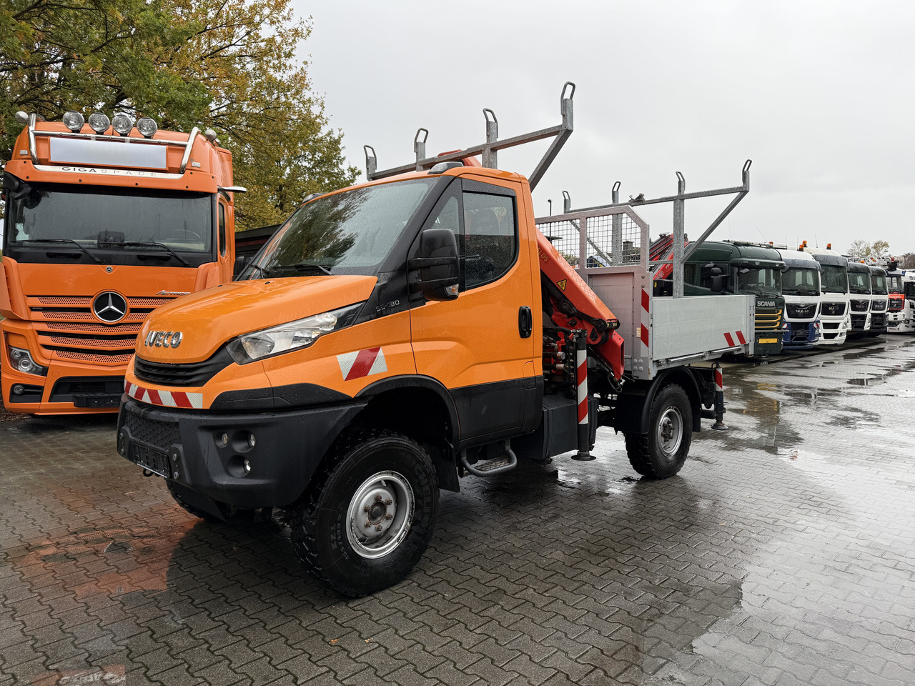 Iveco Daily 55S18W 4X4 Palfinger PK 7.501 - Flatbed van: picture 1 Iveco Daily 55S18W 4X4 Palfinger PK 7.501 - Flatbed van: picture 1