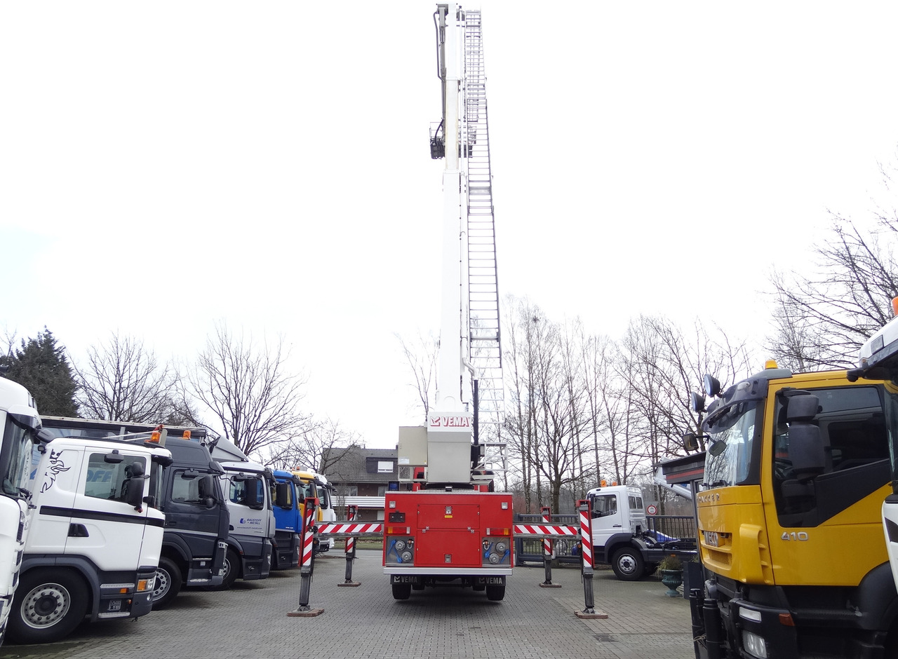 MAN FE 410 6X6 Feuerwehr Vema Lift 32 Meter - Truck mounted aerial platform: picture 2 MAN FE 410 6X6 Feuerwehr Vema Lift 32 Meter - Truck mounted aerial platform: picture 2