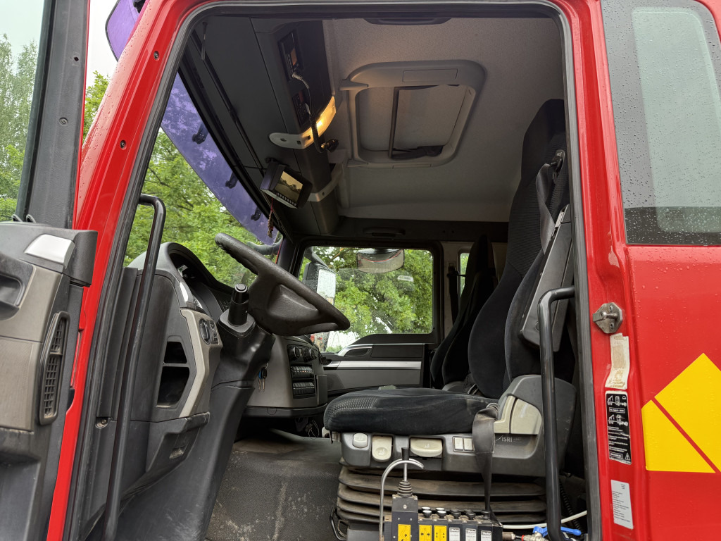 MAN TGS 26.360 6X2 Haken mit Kran HMF 1643Z - Hook lift truck, Crane truck: picture 5 MAN TGS 26.360 6X2 Haken mit Kran HMF 1643Z - Hook lift truck, Crane truck: picture 5