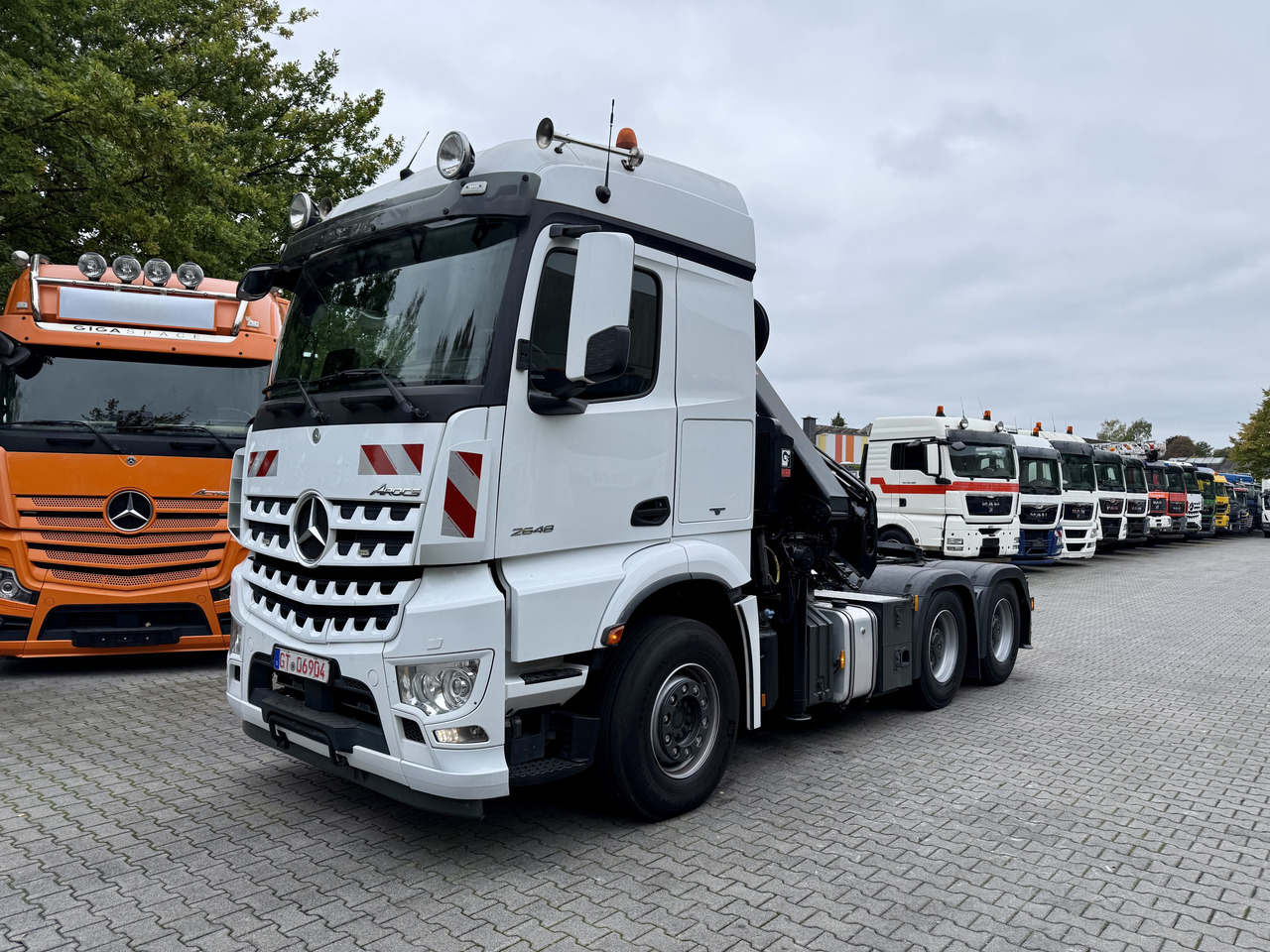 Mercedes-Benz Arocs 2648 LS 6X4 Kran Hiab X-HiPro 302 - Crane truck, Tractor unit: picture 1 Mercedes-Benz Arocs 2648 LS 6X4 Kran Hiab X-HiPro 302 - Crane truck, Tractor unit: picture 1