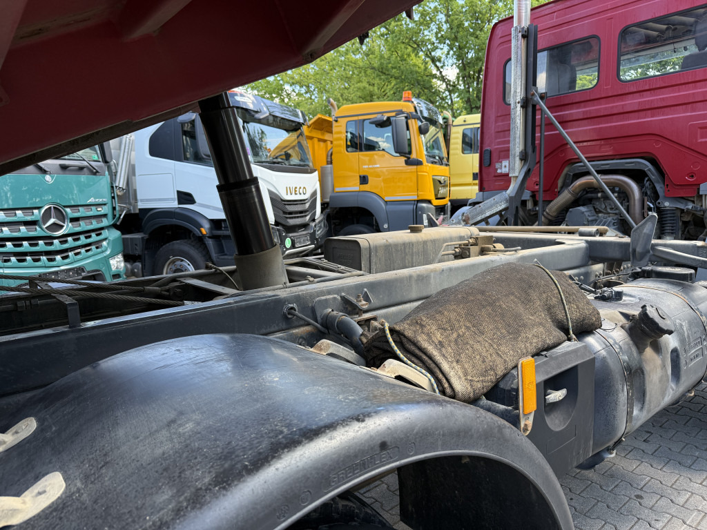 Mercedes-Benz Axor 1829 AK 4X4 Meiller - Tipper: picture 2 Mercedes-Benz Axor 1829 AK 4X4 Meiller - Tipper: picture 2
